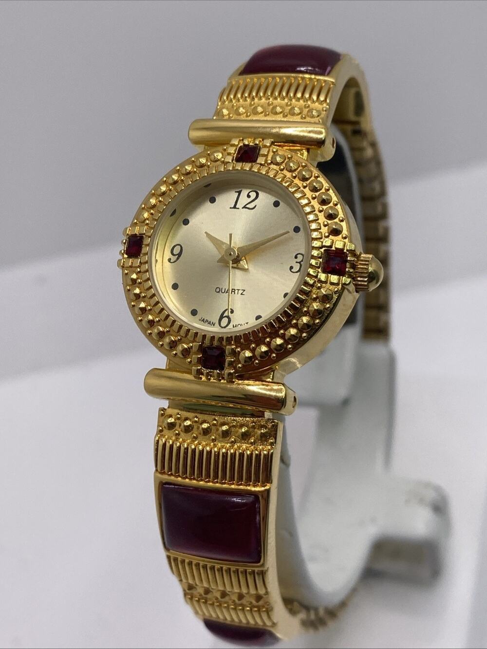 Womens Gold Tone Red Gem Stretch Cuff Watch New Battery
